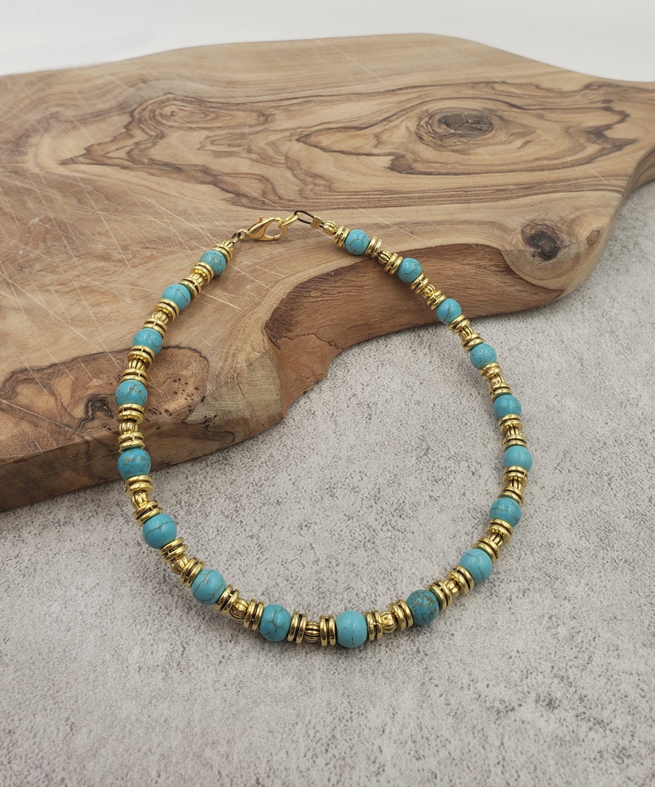 BESHEEK Round Turquoise and Goldtone Adjustable Anklet | Handmade Hypoallergenic Beach Gala Wedding Style Jewelry