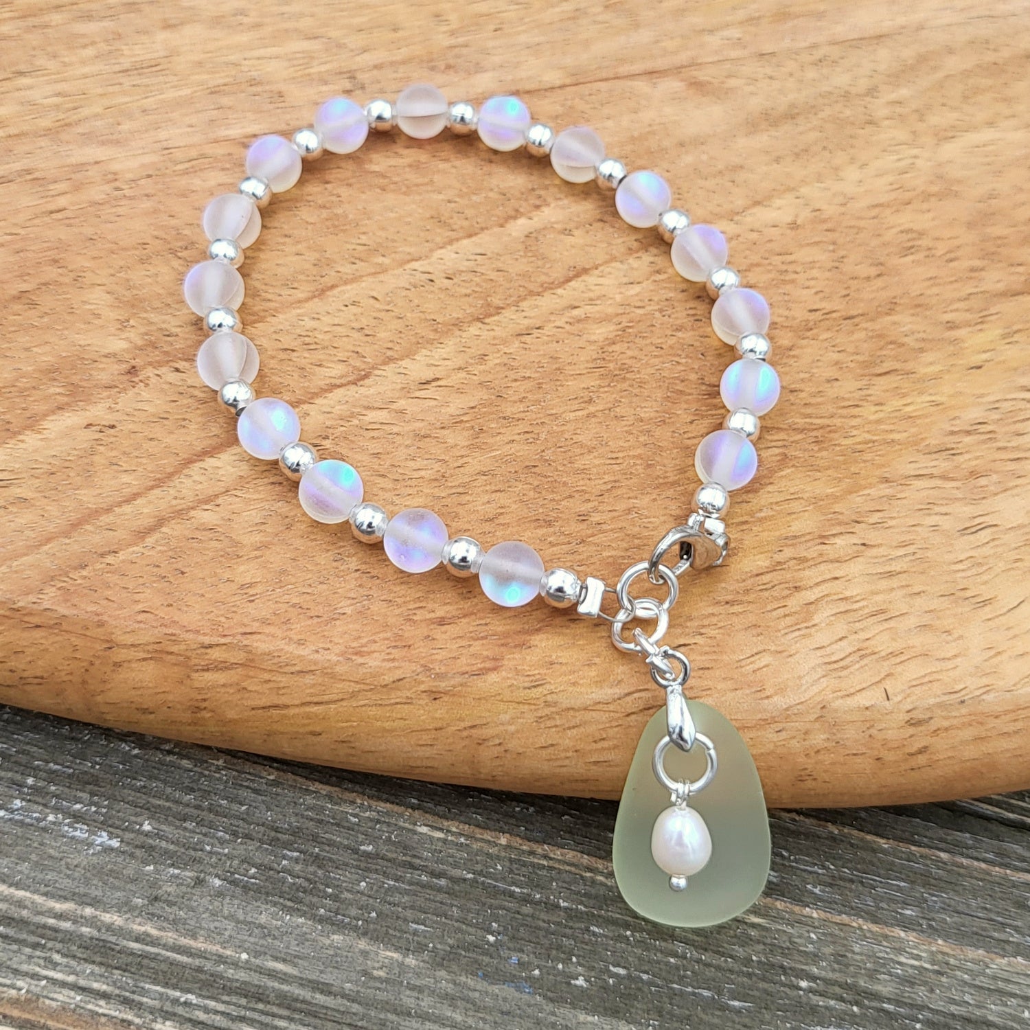 BESHEEK Mermaid Beads, Mint Seaglass and Freshwater Pearl Bracelet