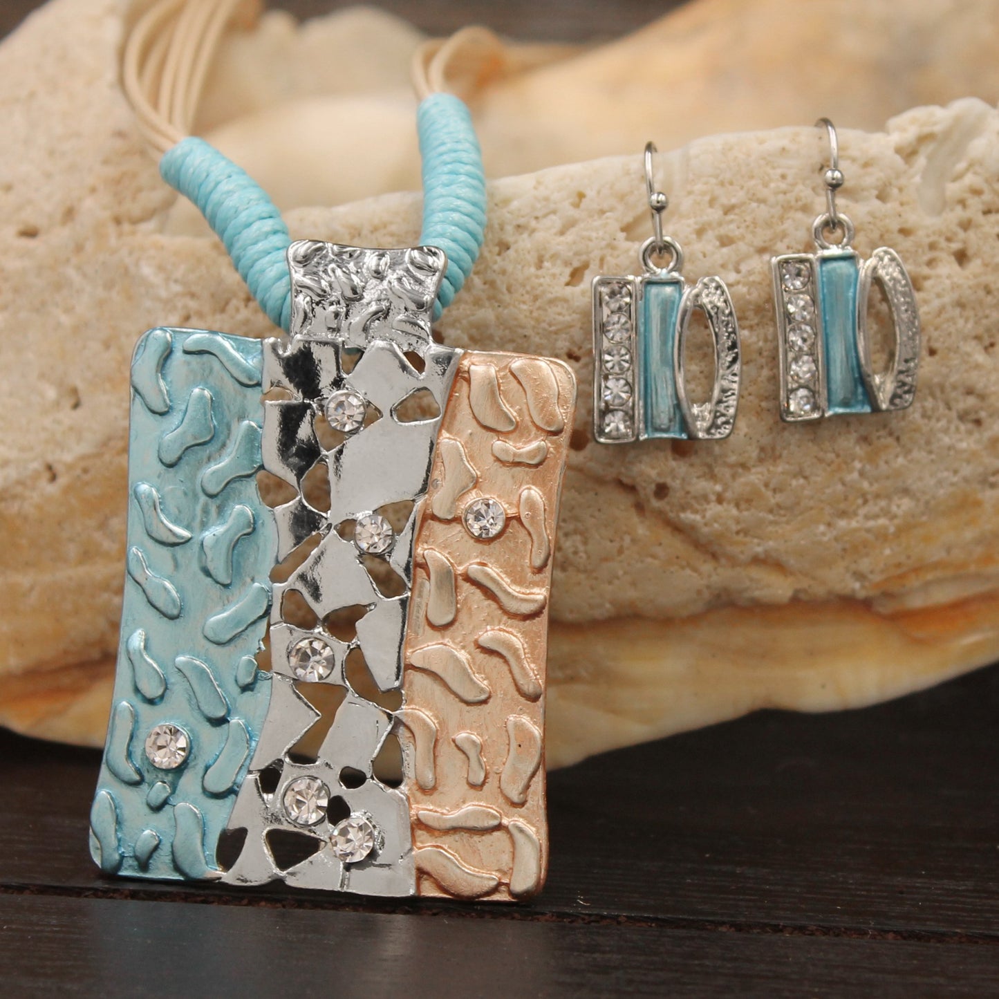 Silvertone "Calm and Collected" Pendant and Necklace Set