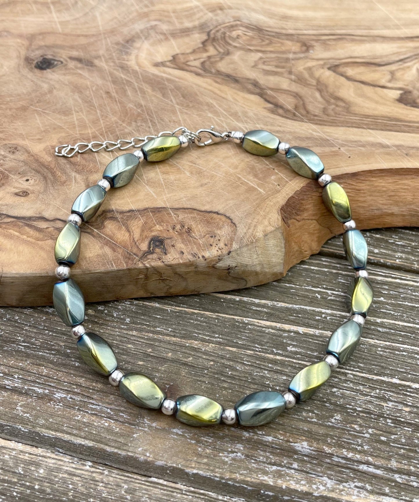 BESHEEK | Twist LUSTER GREEN Hematite Stone Artisan Beaded Anklet with Extension