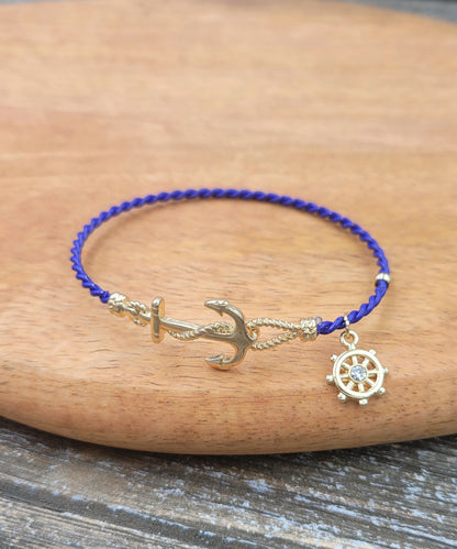 BESHEEK | Goldtone and Blue Anchor and Hook Clasp Bracelet