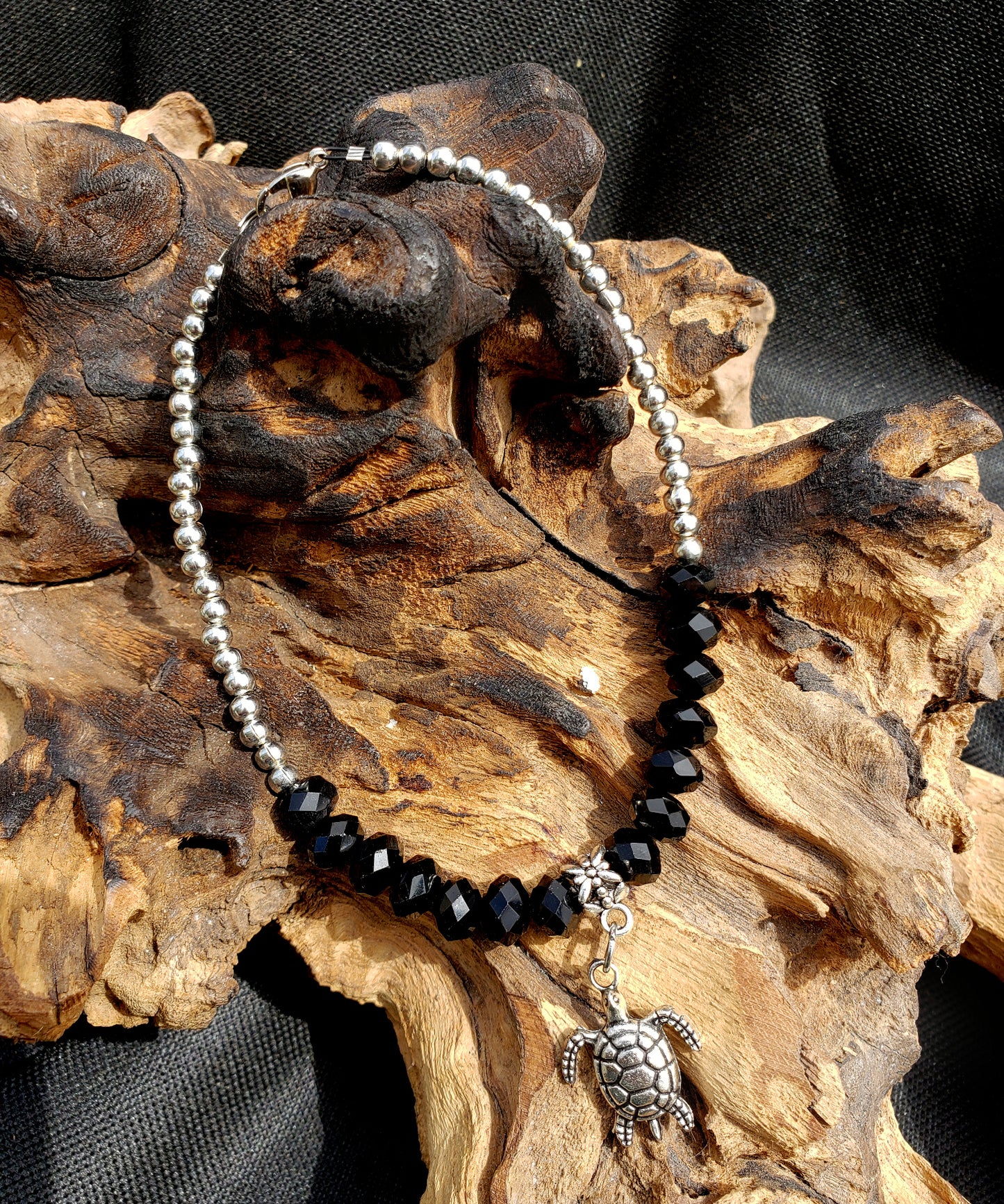 BESHEEK Silvertone Turtle and BLACK Crystal Anklet | Handmade Hypoallergenic Beach Gala Wedding Style Jewelry