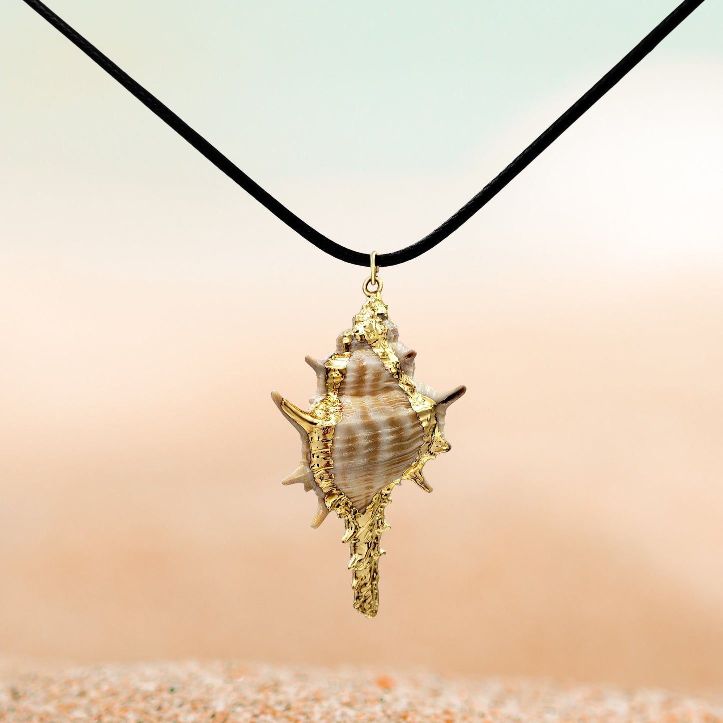 BESHEEK Golden Electroplated Conch Shell Pendant Necklace? Handmade Hypoallergenic Boho Beach Gala Wedding Style Fashion Jewelry